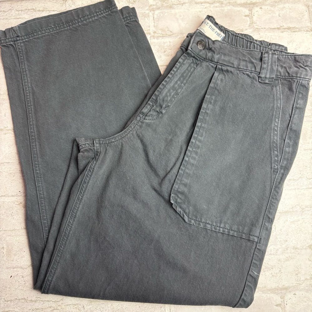 We The Free Gray Grey Canvas Pants Wide Leg Patch Pocket EUC M Elastic Waist😍